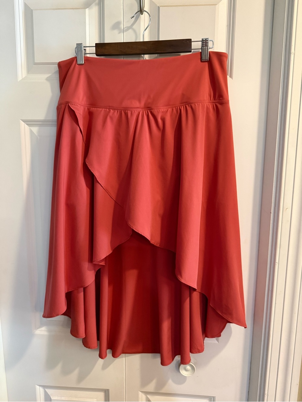 HALARA Coral High-Low Ruffle Skirt - Picture 1 of 6